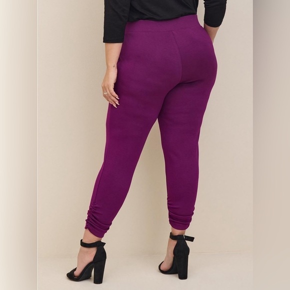 TORRID Crop Pull-On Skinny Studio Cupro High-Rise Side Cinch Pant - Picture 2 of 3